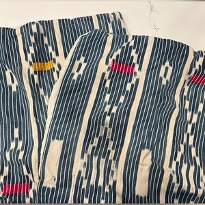 2 Ikat Pillow Covers - 20x20in